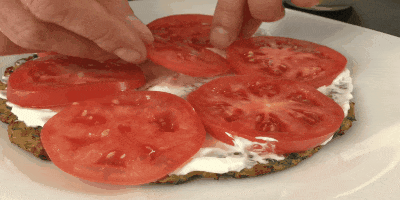 Торта от тиквички с домати