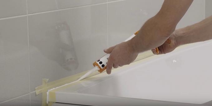 Инсталиране на банята с ръцете си: Подредете шев страна на контура