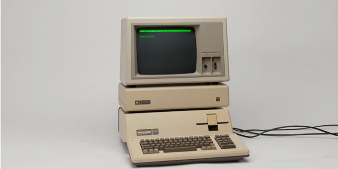 Компютър Apple III