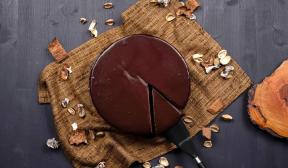 Шоколадов чийзкейк с четири съставки без печене