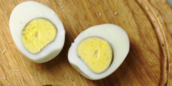 здравословна закуска: твърдо сварени яйца