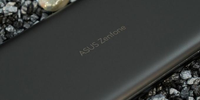 Преглед на Asus Zenfone 8 - пълноценен флагман в компактно тяло