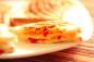 Закуска за 10 минути: Hot сандвич със сирене и черен пипер