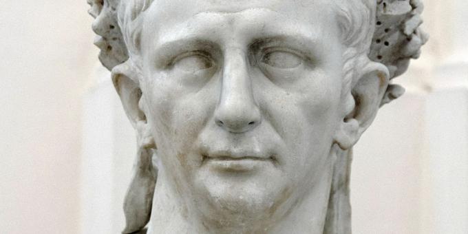 Луди исторически факти: синът на римския император Клавдий случайно се самоубил с круша