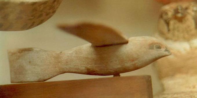 Древна цивилизационна технология: дървен сокол