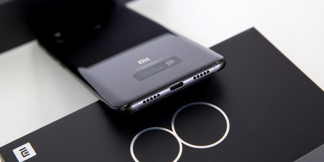 преглед Xiaomi Mi 8