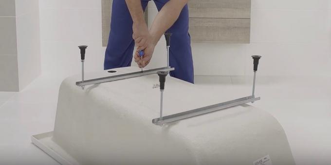 Инсталиране на банята: как да монтирате акрилни крака за баня