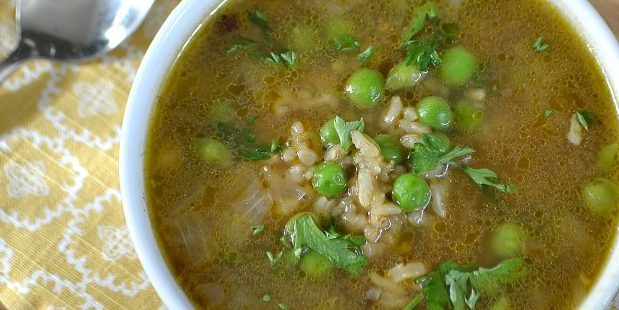 зеленчукови супи: супа с грах и ориз
