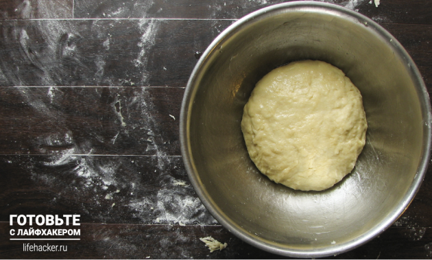 Готвене на понички във фурната: месене на тесто
