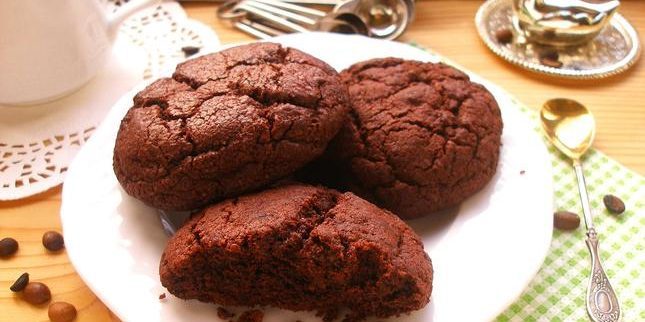 Шоколадови бисквити с какао